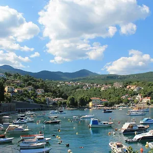 https://apartment-tominovic.primorje-gorskikotar.com