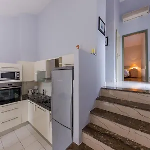https://apartments-mateo-trogir.hotels-in-trogir.com